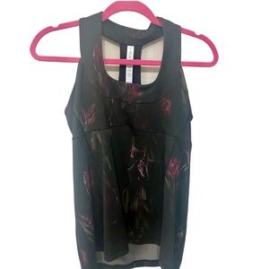 Floral Lululemon Tank top - size 10 💜
